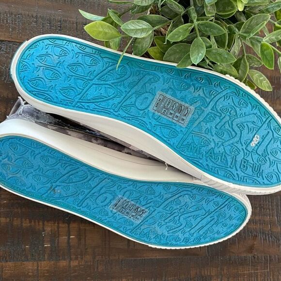 Blowfish Gray Watercolor Play Slip-Ons 8.5 - Picture 8 of 9